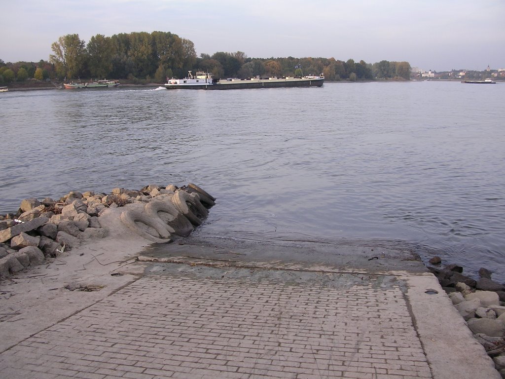 Zündorf, Cologne, Germany by lingott