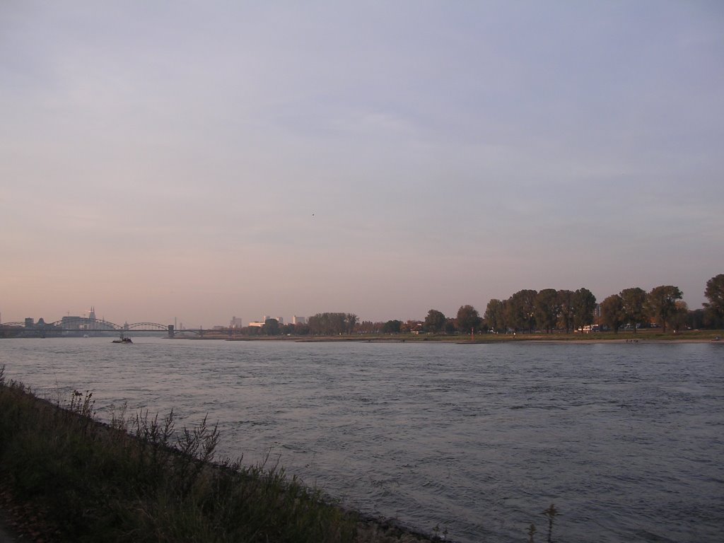 Marienburg, Köln, Germany by lingott