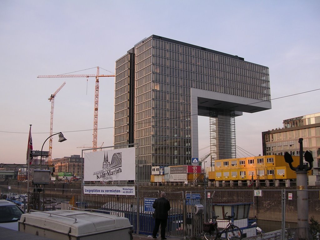 Köln-Altstadt-Süd, Cologne, Germany by lingott