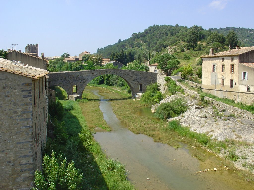 Frankreich_Languedoc-Roussillon_Lagrasse by Elmokula