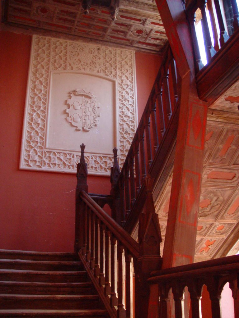 Escalera principal. Castillo de Belmonte. by franciscoguerra