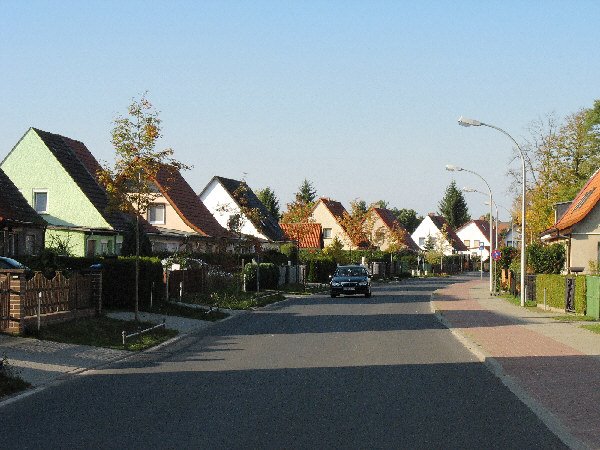 Leegebruch, Straße der Jungen Pioniere by SAXO