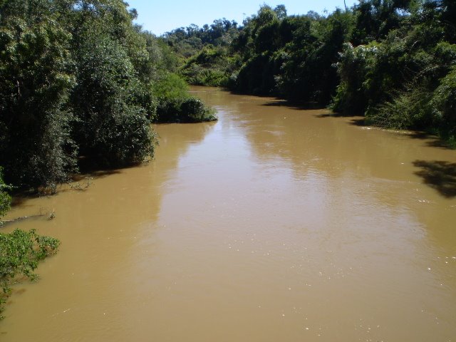 Rio Sorocaba - Jusante da Ponte Iperó-Boituva by Julio Ferraz