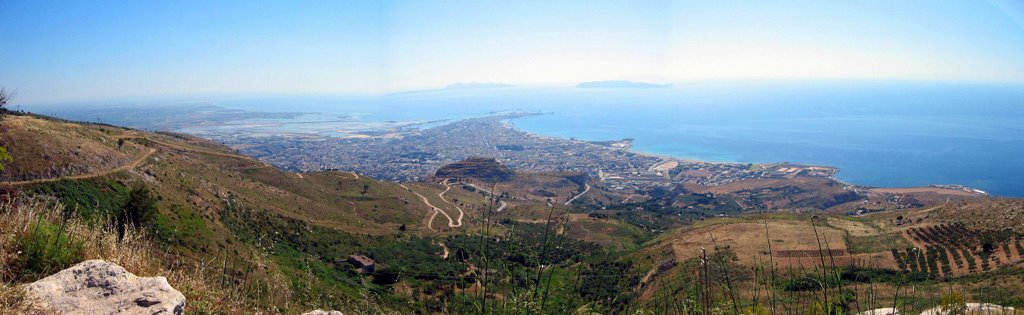 Vista de Trapani desde la subida a Erice by Pablo Vazquez Moral