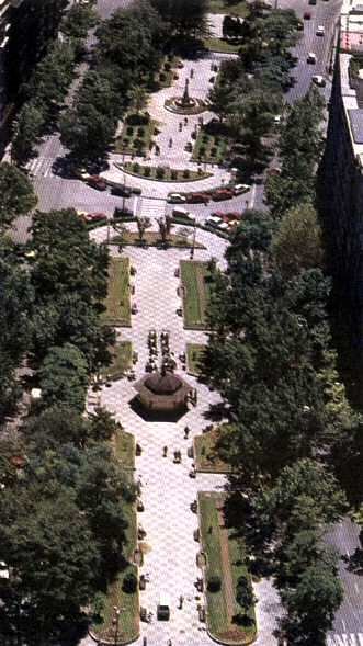 Paseo de la Constitución by Logar