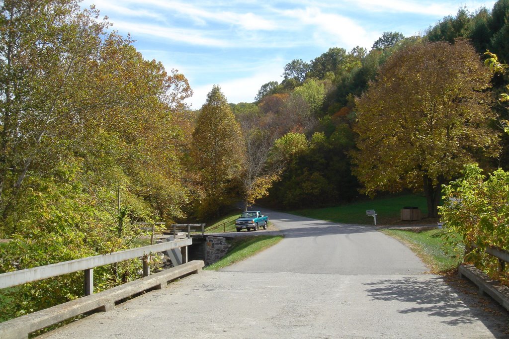 Clover Hollow Road Bridge by DieselDucy