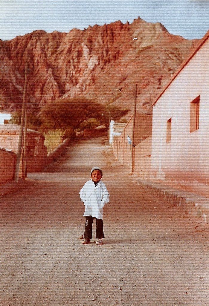 "Niño kolla camino a la escuela" Purmamarca - Jujuy - Argentina by Claudio Batlla from …