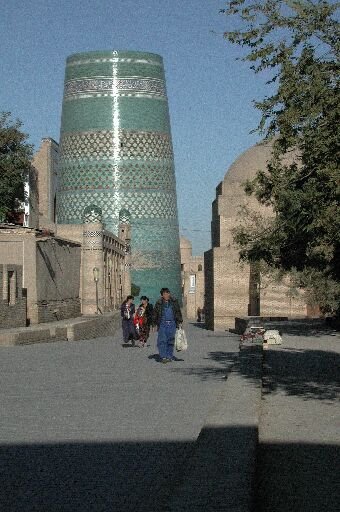 Khiva minaret by omerit