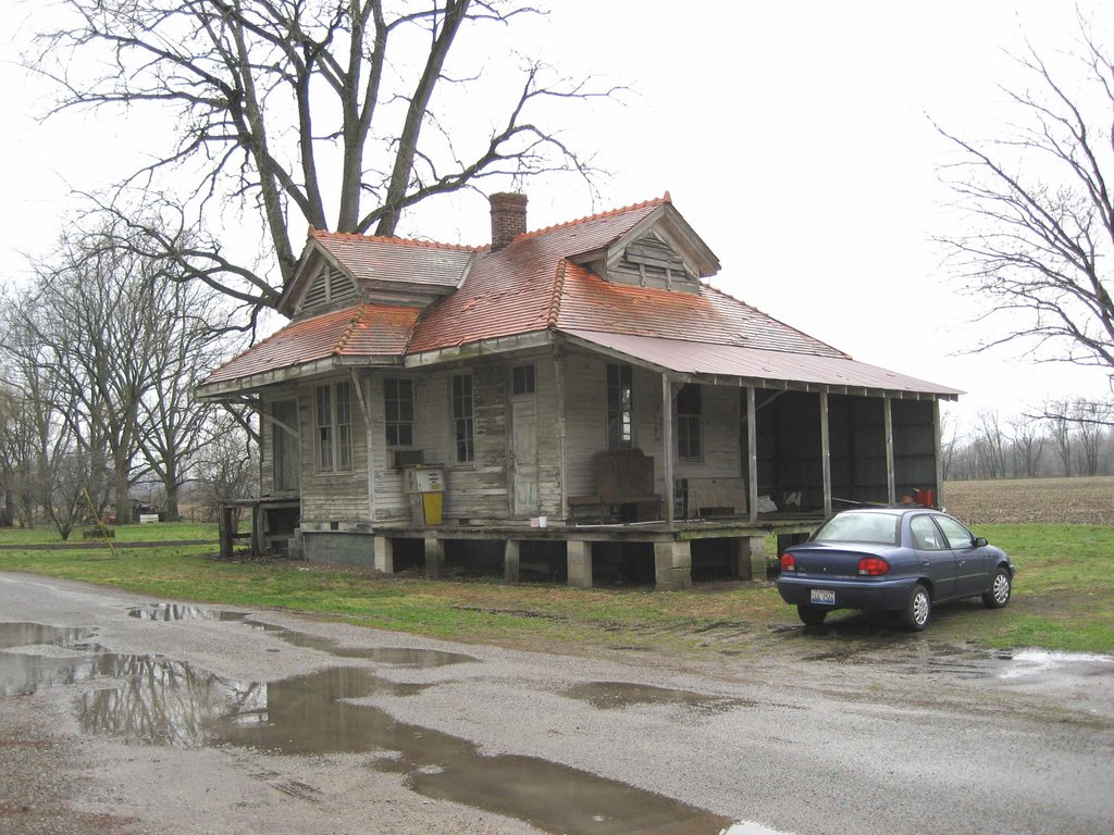 Old Depot (?) at Junction, IL by Chris Barkan