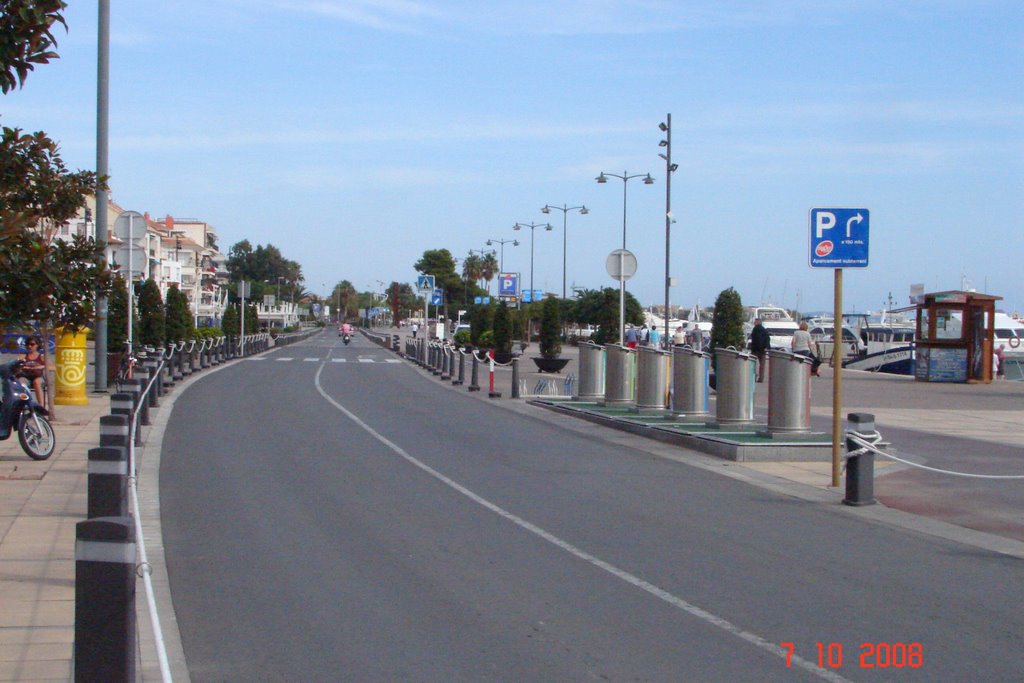 Cambrils, View East. by KABULL.Hinksford.