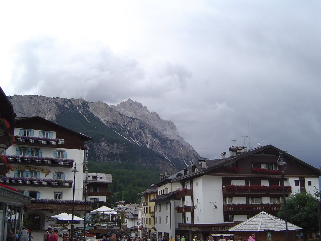 Cortina d'Ampezzo by sc81