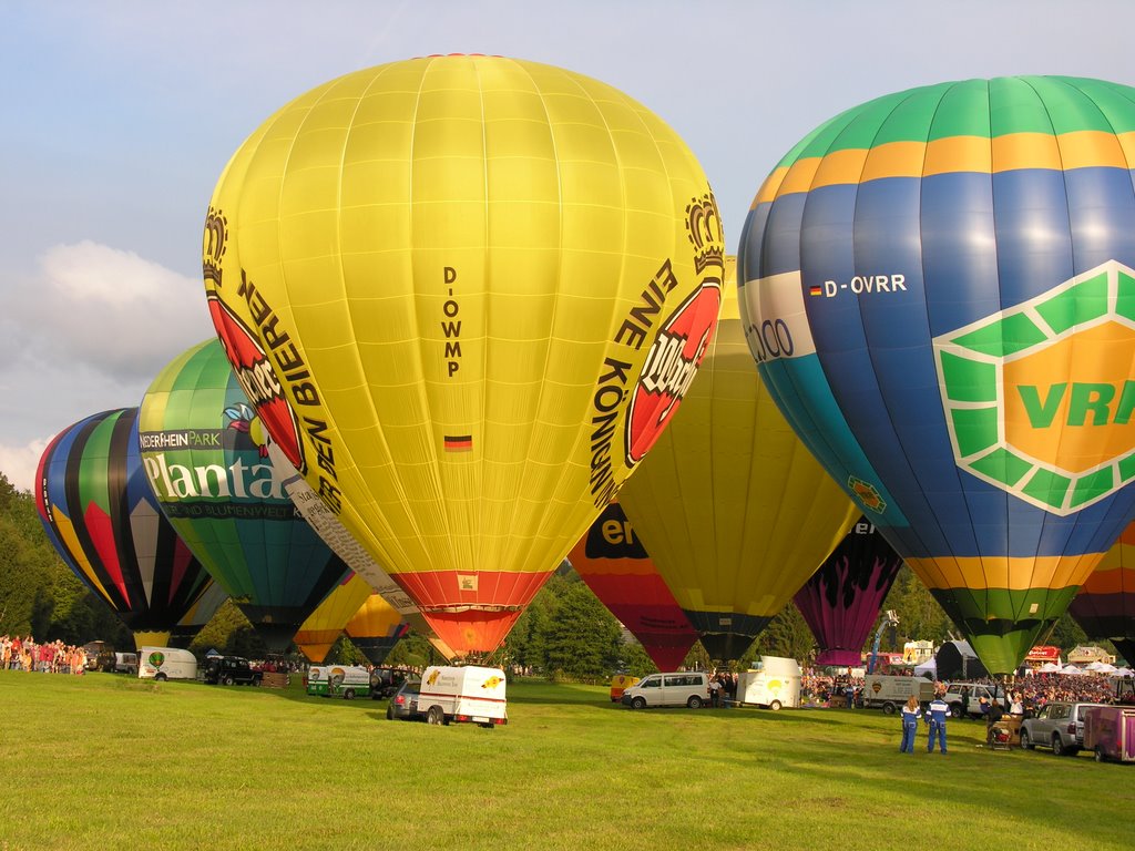 Ballonfestival by Alfred Walter