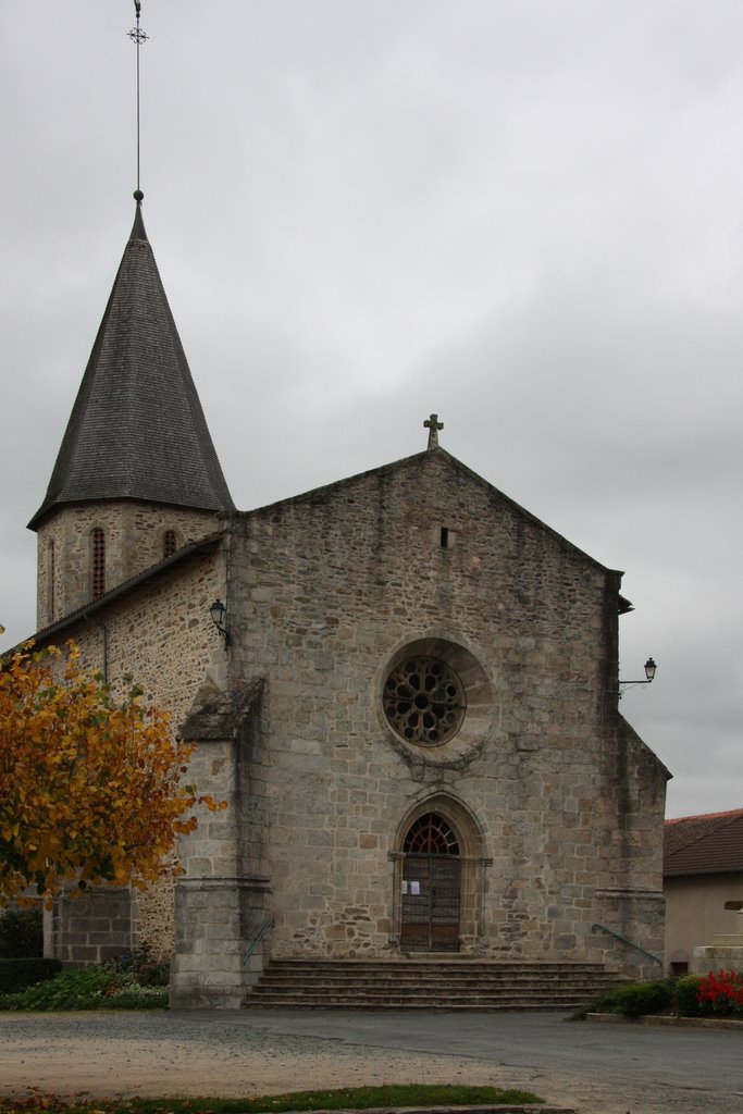 Pageas : église reconstruite au 15è siècle by macrobert