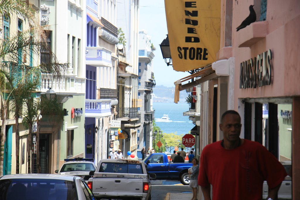 Old San Juan Street by tonybeta