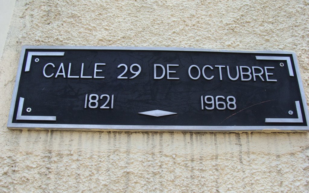 Calle 29 de octubre by Mabel Salazar Bolaño…