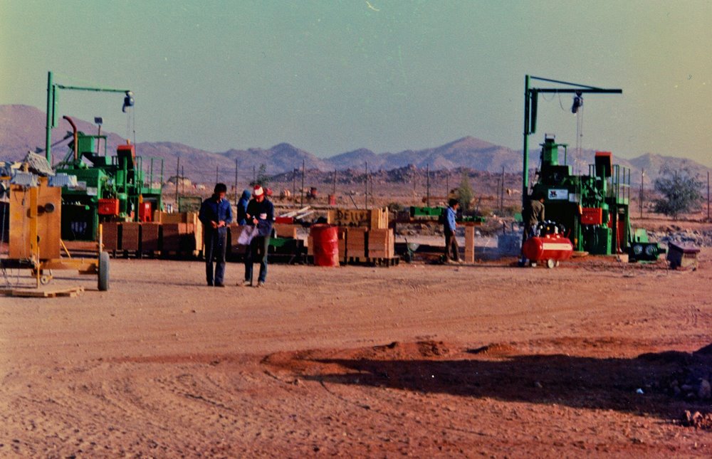 1981 - Algeria - Tamanrasset - Il cantiere by ♥ vinicio-1