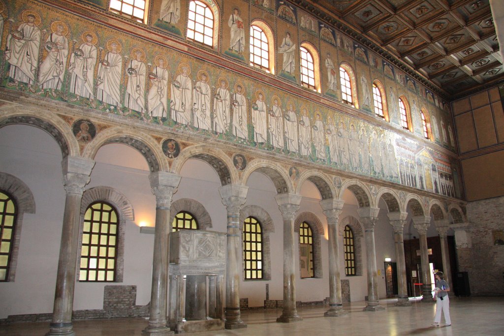 Ravenna 2008, San Apollinare nuovo by Ha-Wo-We