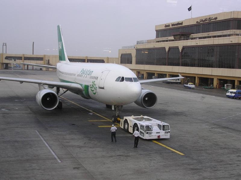 Jinnah Terminal back view with PIA by Skybolt