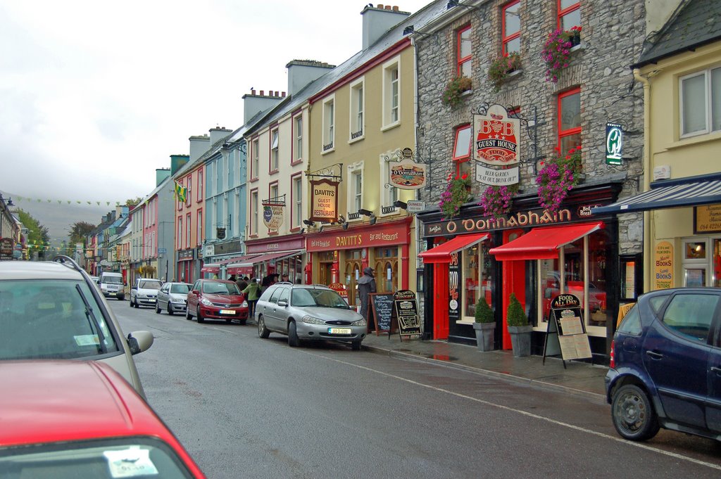 Kenmare Town by Chris Roberts