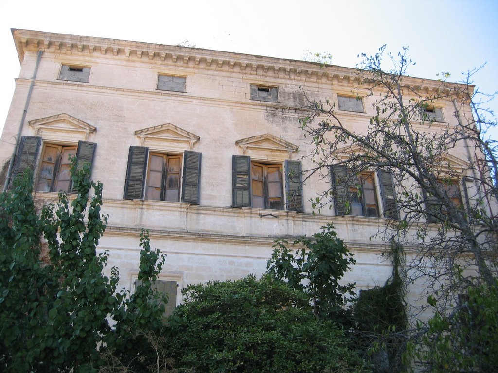 Palazzo Passino - Facciata sul giardino by Alessandro Ponzelett…