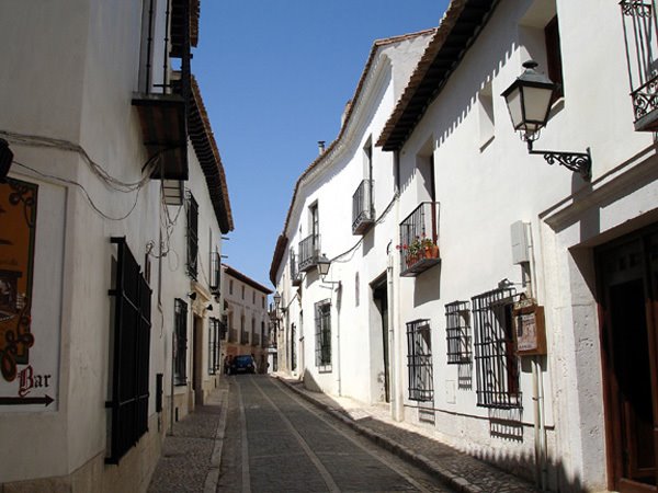 Calle de Chinchón by R. Soto