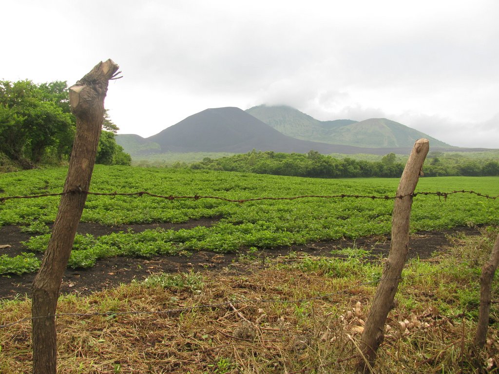 Cerro negro by wyewurk