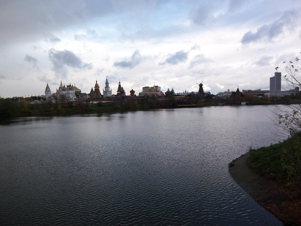 View from a bridge by Arseny Khakhalin