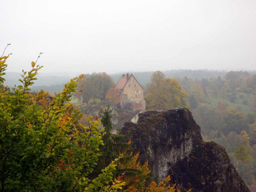 Burg Pottenstein by SNeuhofer