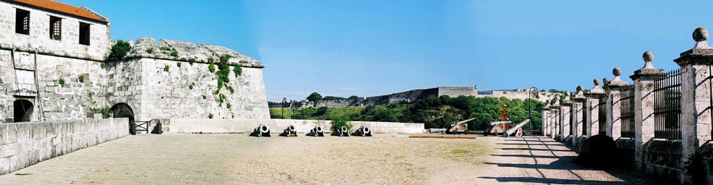 Panorámica del Castillo de la Fuerza by R. Soto