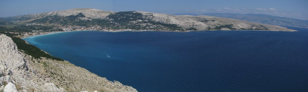 Baska bay by yaniq