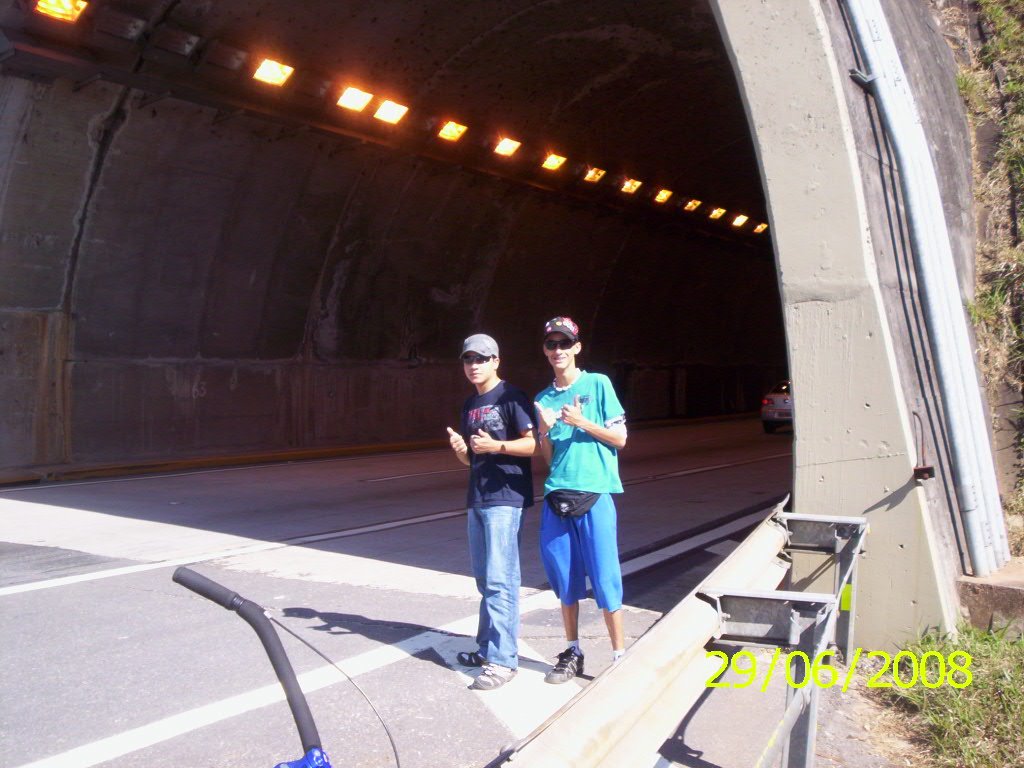 Eu E o Alexsander No Tunel Da Cavalho Pinto by ViNyWk