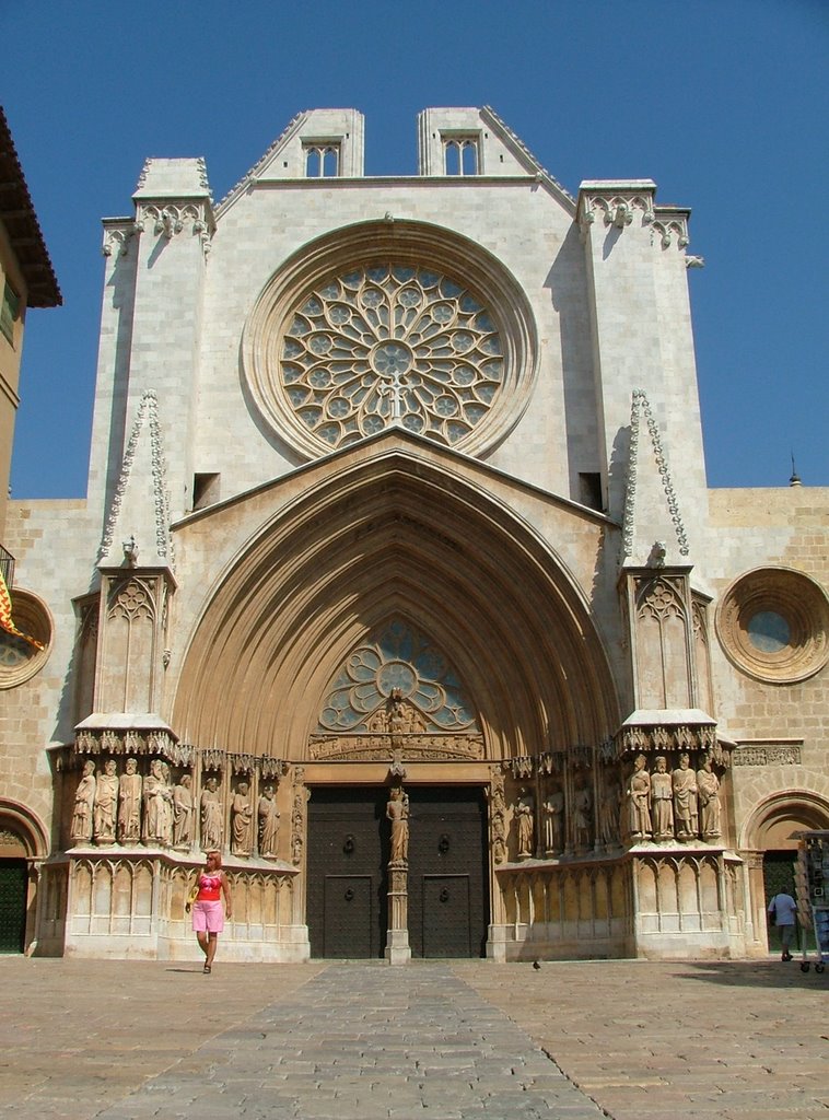 Catedral (s.XII - XIV) Museo Diocesano. Claustro. Capelles. by Max KLM