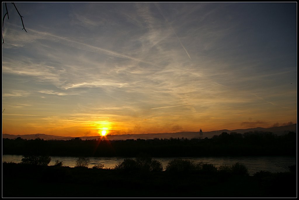 Sunset over Dunajec river by Maciej Nuzia