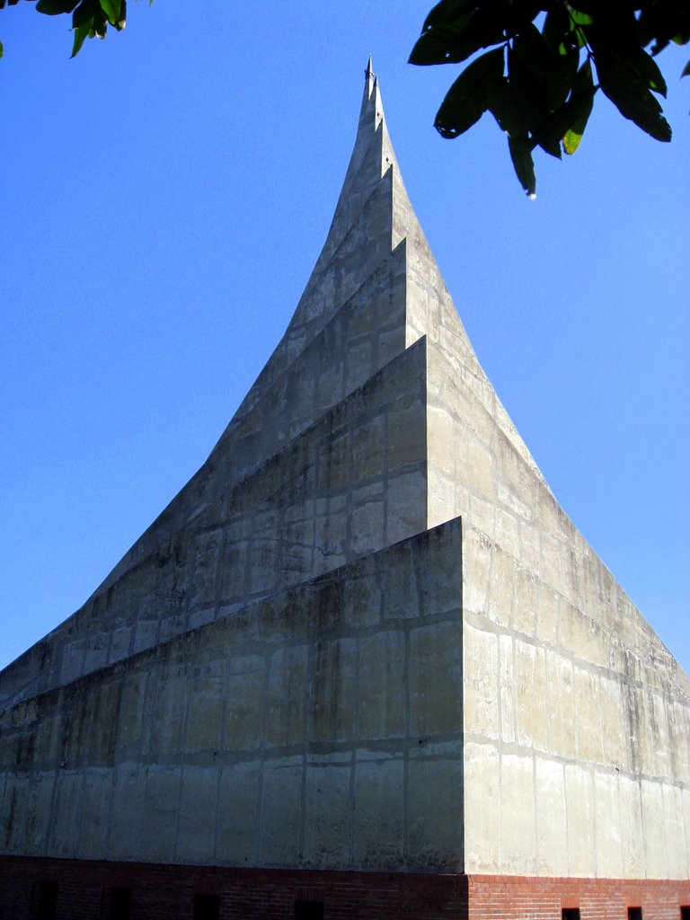 Jatiyo Smriti Shoudh(National Martyrs Memorial),Savar 10/2008 by F. Zaman