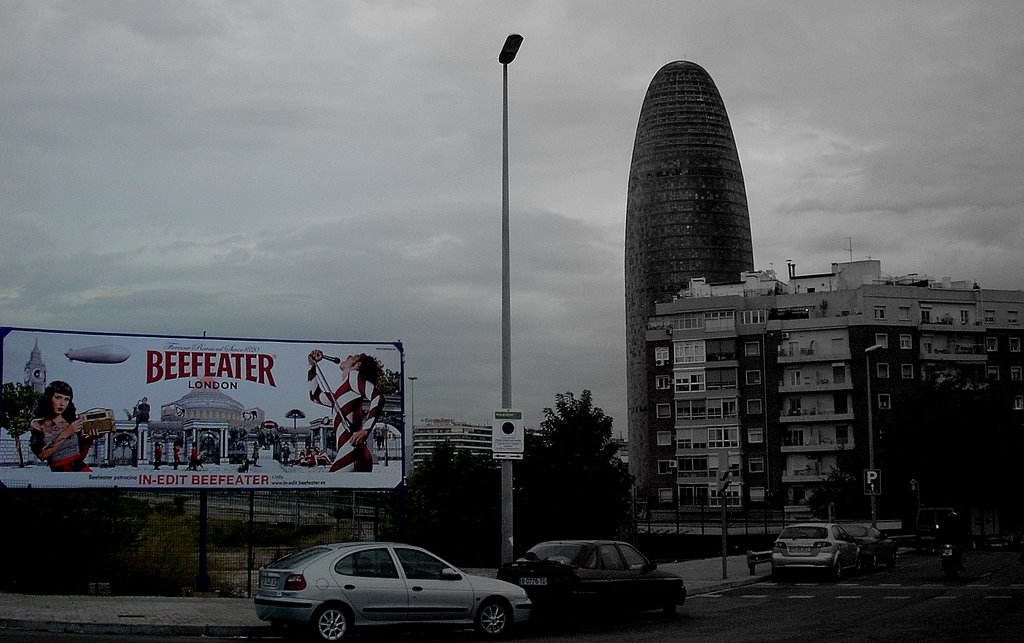 El Parc i la Llacuna del Poblenou, Barcelona, Spain by arkilla