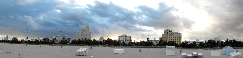 South Beach, Miami Beach, FL 33139, USA by cbnanson