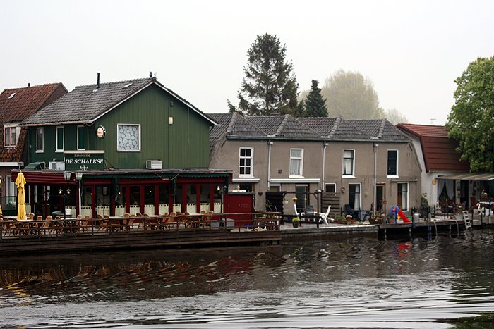 Weesp, langs de Vecht by Eric Triou