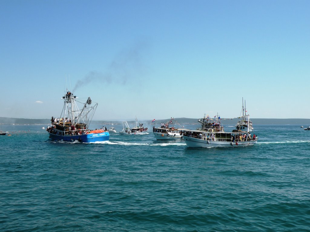 Regata brodova za feštu 05.08.2008. by Tihomir Gržinčić