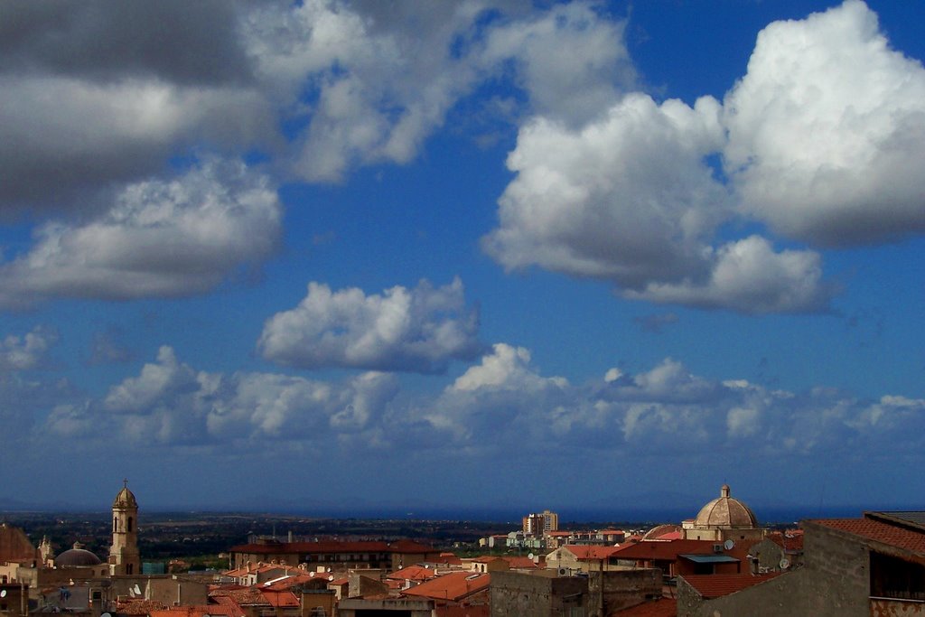 Il mare dalla città vecchia by KJHH