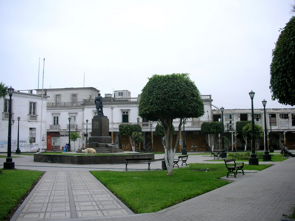 Plaza Galvez 2 by Ana Cuba