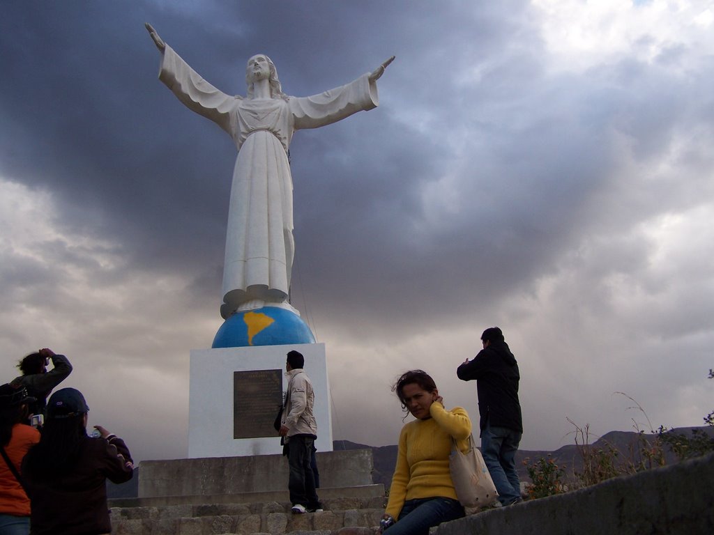 Yungay Cristo cementerio campo santo by varamos