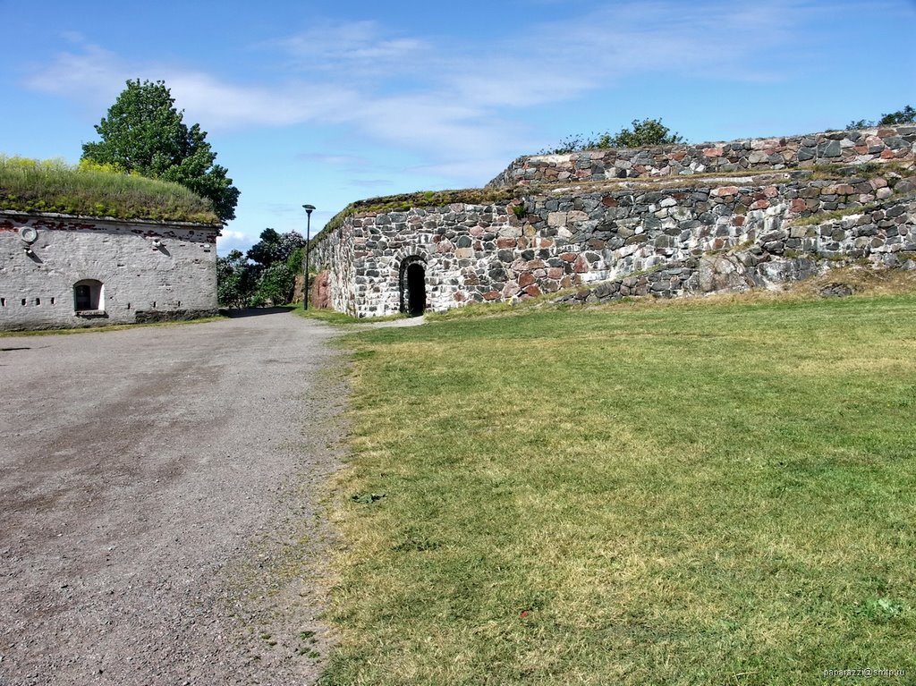 Finland Suomenlinna Kustaanmiekka by Paparazzi Stas