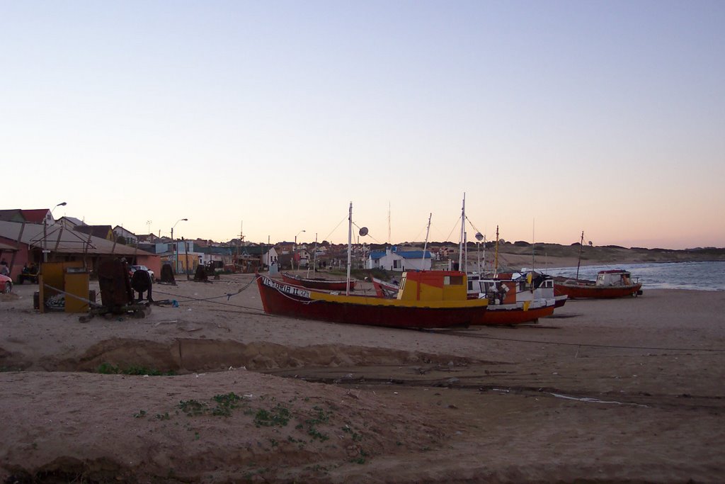 Playa Botes by Anne_uy