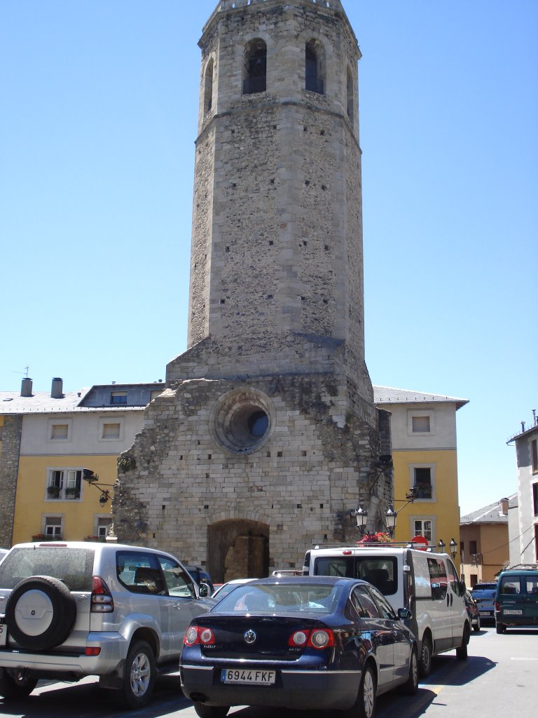 Campanario antiguo - Puig-Cerdá by Ceci