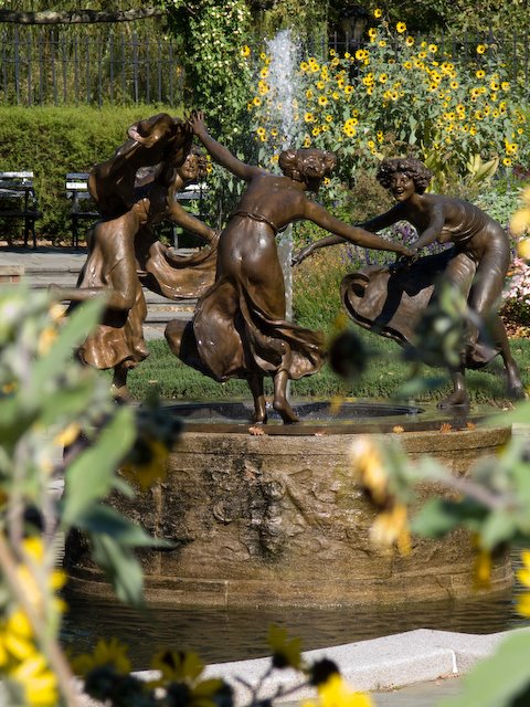 Central Park-Conservatory Garden by Seichi Tsutsumi