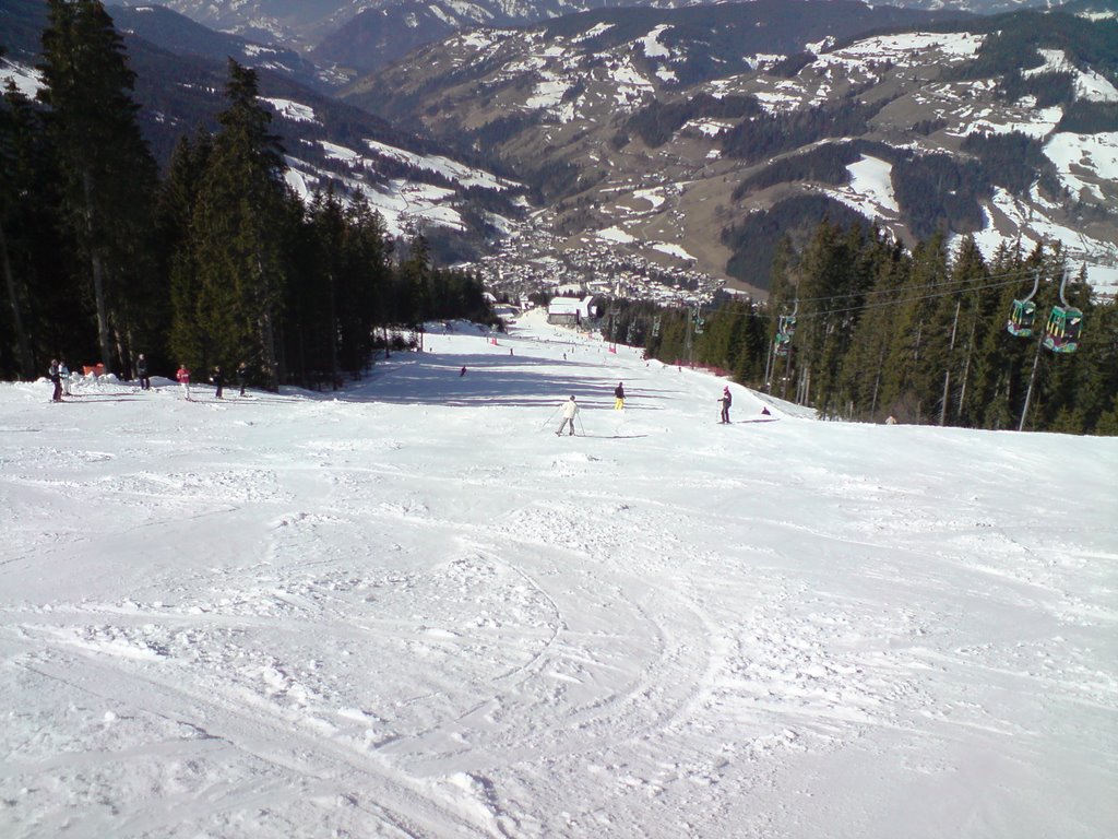 Snow @ Flachau by martinbakker