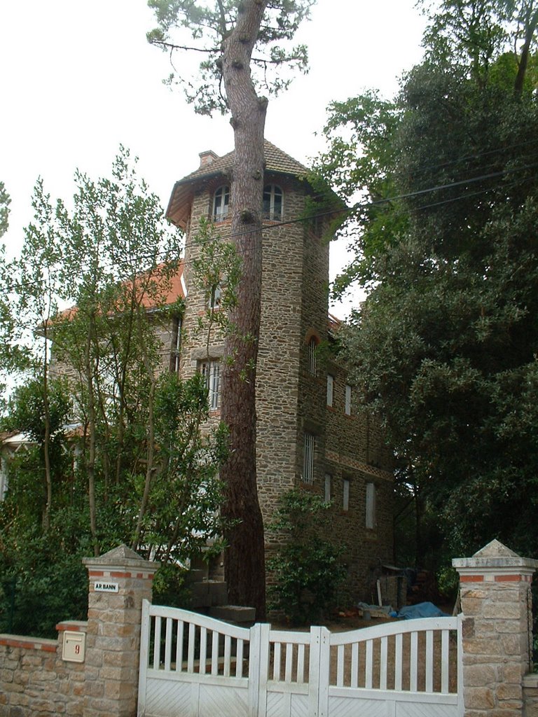 Villa Ar Bann, Villa de rêves en 1900, Pornichet. by J.Hache