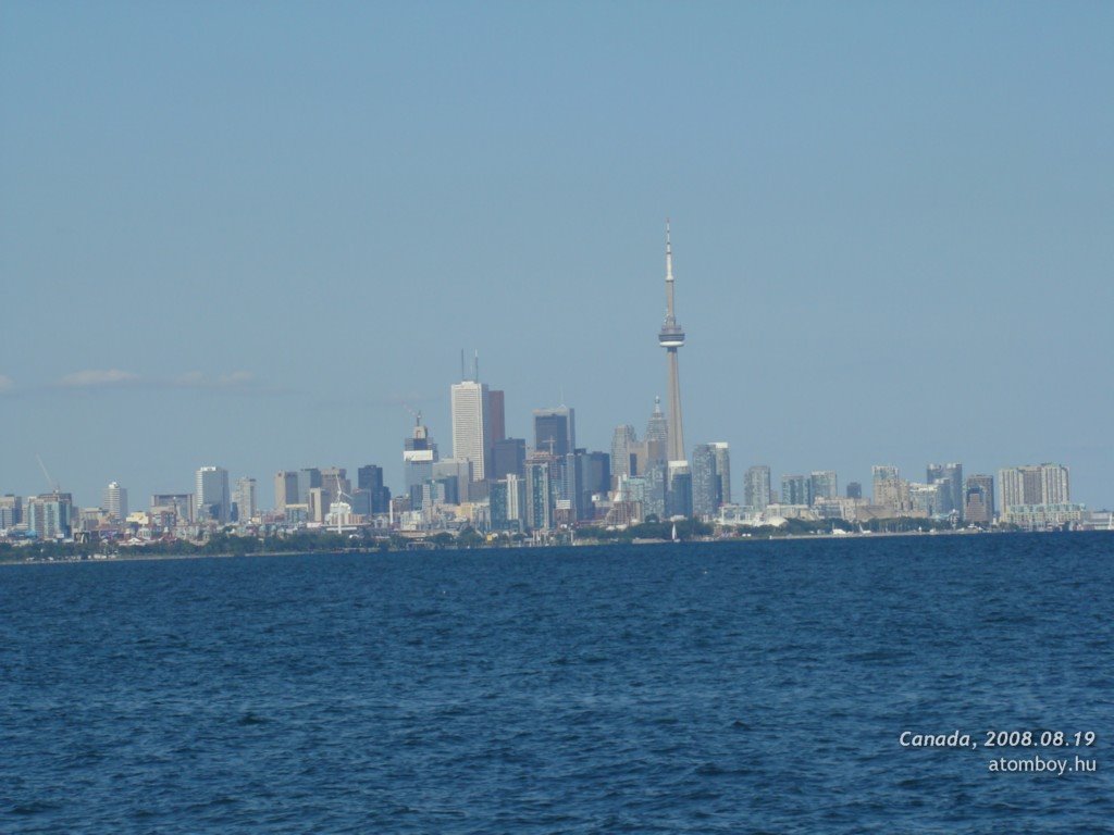 Closer view from Colonel Samuel Smith Park by atomboy