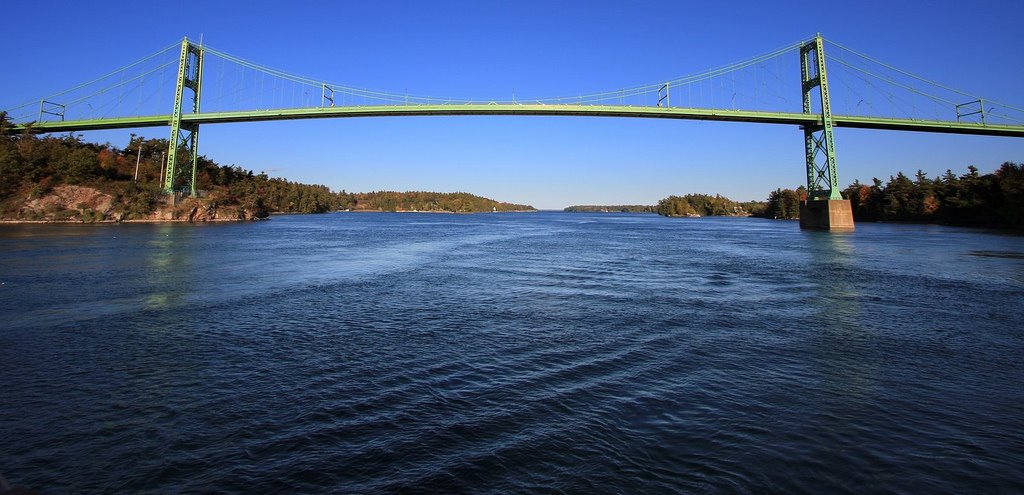 1000 islands bridge by shubhankaray