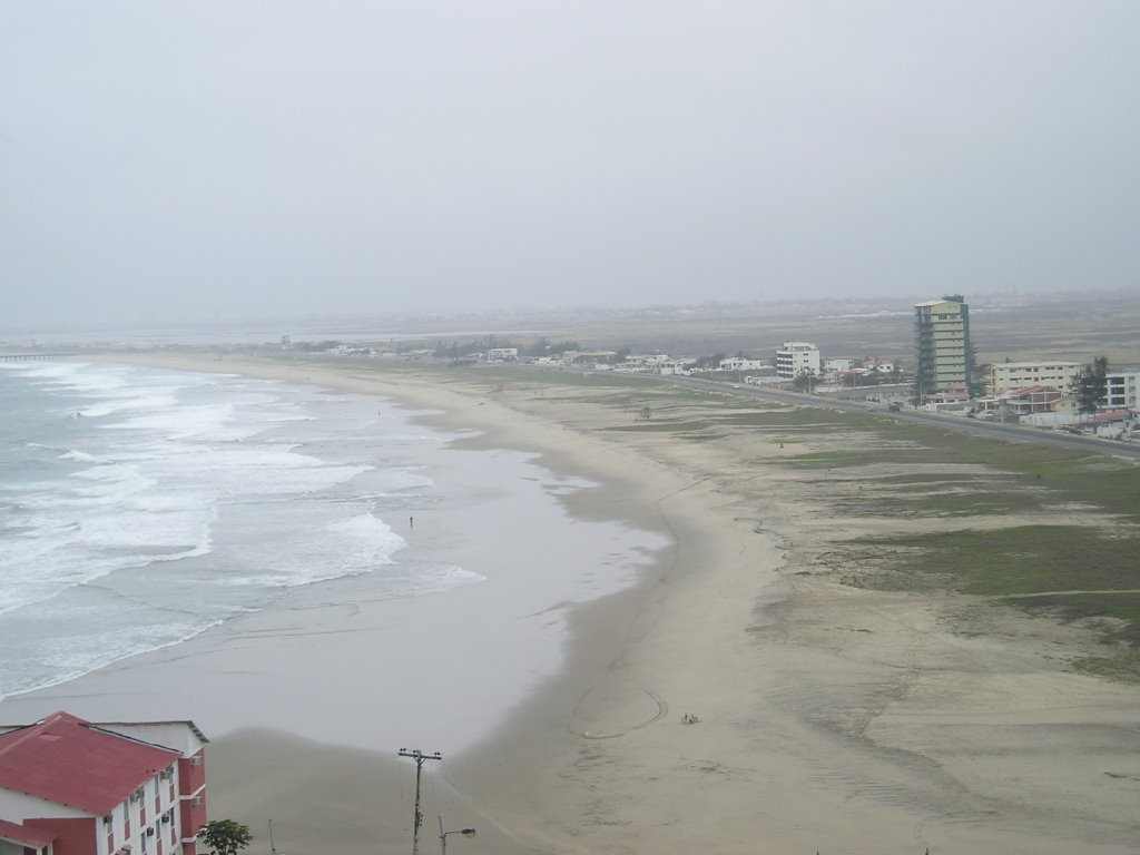 Playa de Punta Carnero by luis arcos p